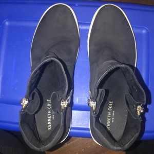 Worn casual leather sneakers